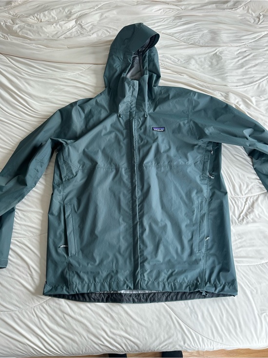 Patagonia Other - Patagonia Men's Hooded Rain Jacket - Teal Green